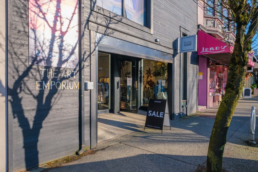 2928 Granville St, Vancouver, BC à louer - Photo de l’immeuble – Image 3 sur 3