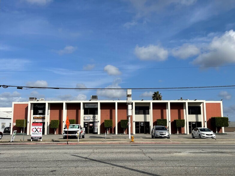 3270-3294 Cherry, Long Beach, CA à louer - Photo de l’immeuble – Image 3 sur 12