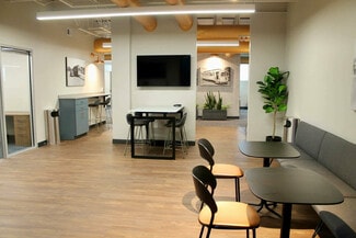 Plus de détails pour 10730 Pacific St, Omaha, NE - Coworking à louer