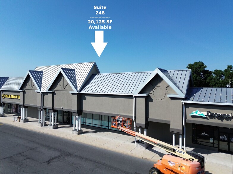 1200 Market St, Lemoyne, PA à louer - Photo de l’immeuble – Image 3 sur 13