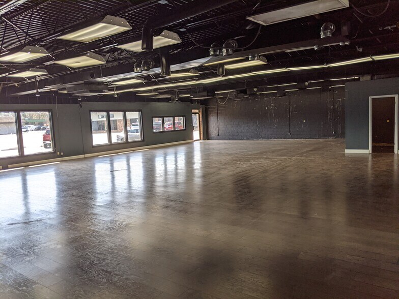 6500 W Main St, Belleville, IL à louer - Photo de l’immeuble – Image 3 sur 15