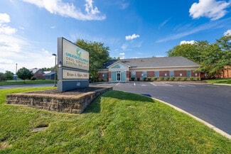 Plus de détails pour 40 Hidden Ravines Dr, Powell, OH - Bureau à vendre