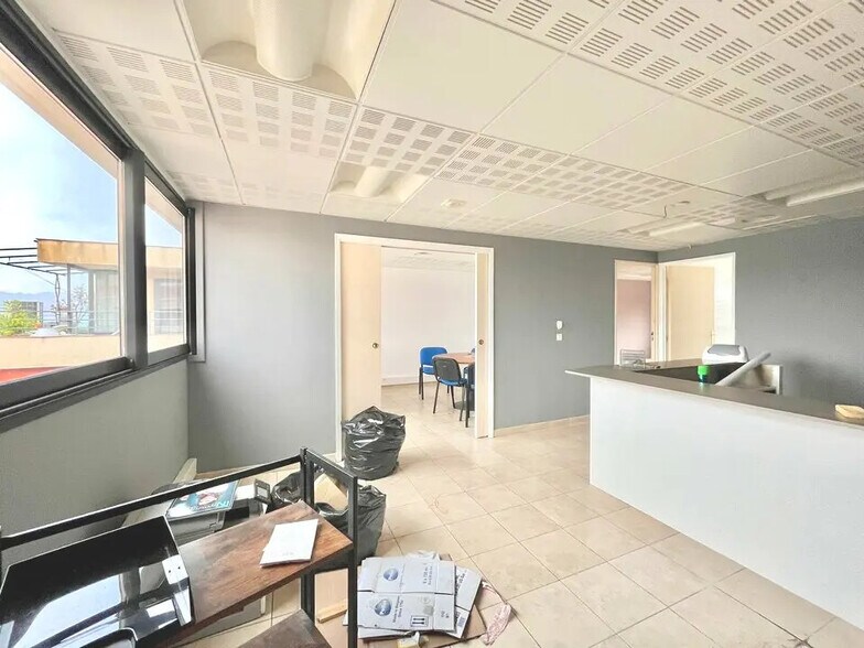 Bureau dans Mouans-Sartoux à vendre - Photo intérieure – Image 2 sur 5