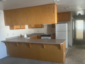 1234 McHenry Ave, Modesto, CA à louer Photo intérieure– Image 2 sur 2