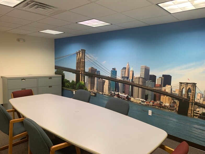 2740 State Route 10 W, Parsippany, NJ à louer - Photo de l’immeuble – Image 3 sur 16