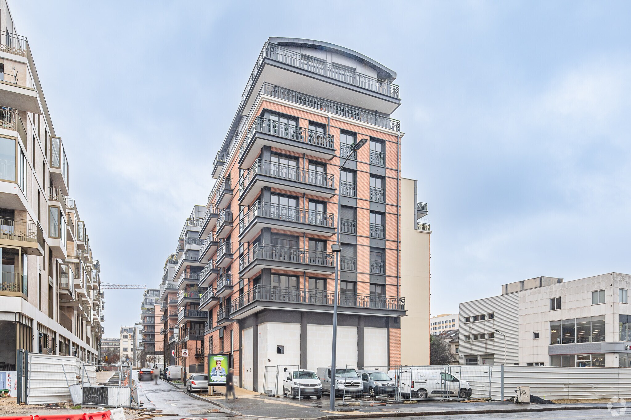 2-16 Rue Paul Bert, Courbevoie à louer Photo principale– Image 1 sur 9
