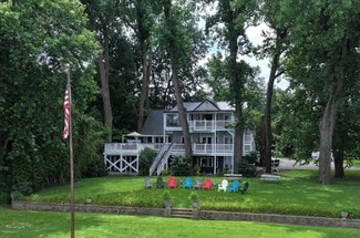 Plus de détails pour 3227 River Rd, Louisville, KY - Spécialisé à vendre