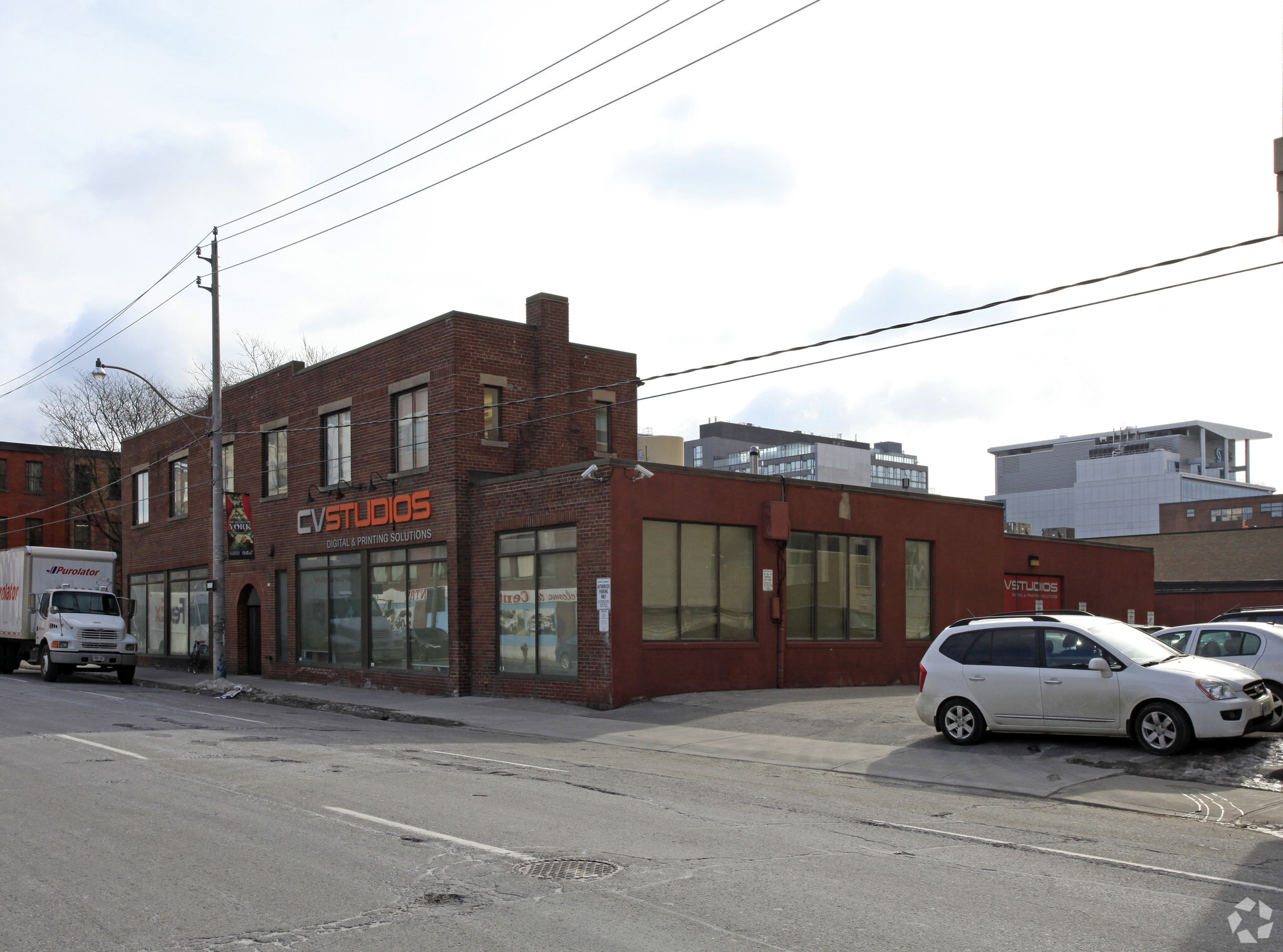 381-387 Richmond St E, Toronto, ON à louer Photo principale– Image 1 sur 8