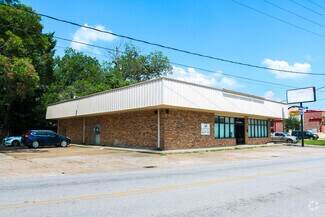 Plus de détails pour 201 N Winfree St, Dayton, TX - Bureau/Local commercial à louer