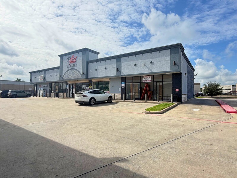 11855 Tanner Rd, Houston, TX à louer Photo de l’immeuble– Image 1 sur 4