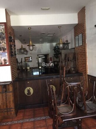 Plus de détails pour Local commercial à vendre