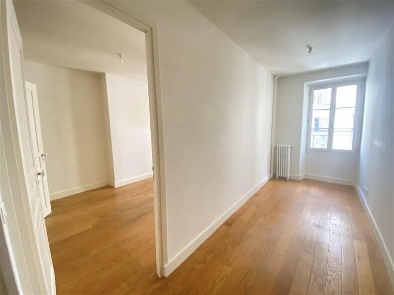 Bureau dans Paris à louer - Photo de l’immeuble – Image 3 sur 7