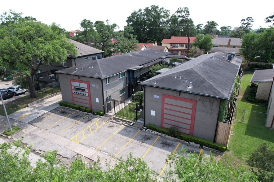 2508 Southmore Blvd, Houston, TX à vendre - Photo de l’immeuble – Image 2 sur 13