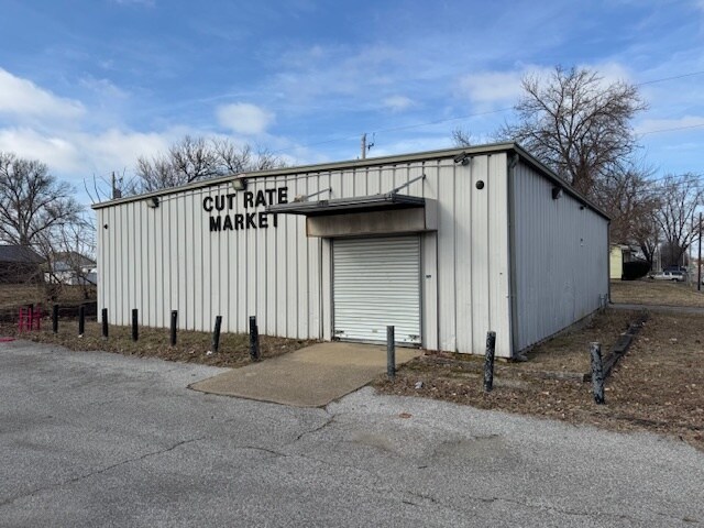 672 Lincoln Ave, Evansville, IN à vendre Photo principale– Image 1 sur 5