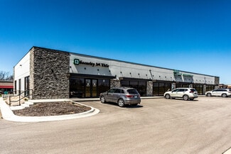 Plus de détails pour 8630 N Green Hills Rd, Kansas City, MO - Local commercial à louer