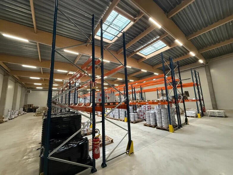 Local d’activités dans Trémery à louer - Photo intérieure – Image 3 sur 10