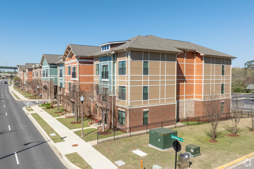 2330 Jack Warner Pkwy, Tuscaloosa, AL à louer - Photo principale – Image 1 sur 21