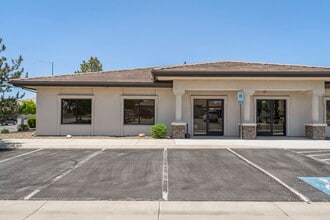 150 Isidor Ct, Sparks, NV à louer Photo de l’immeuble– Image 1 sur 7
