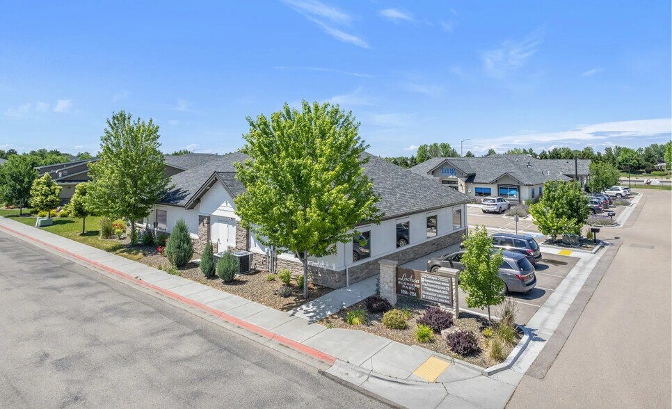 2102 W Everest Ln, Meridian, ID à vendre - Photo de l’immeuble – Image 3 sur 11