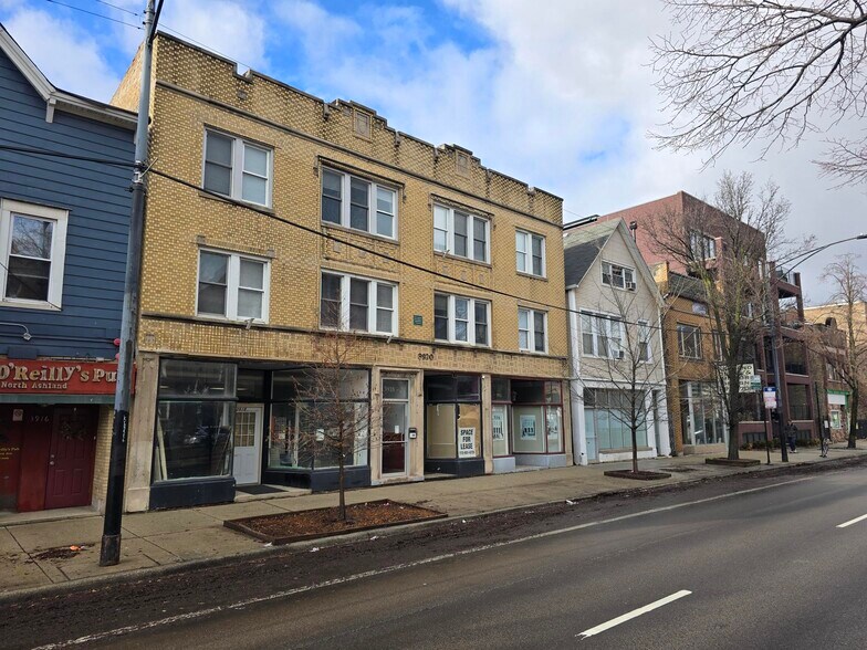 3918-3920 N Ashland Ave, Chicago, IL à louer - Photo de l’immeuble – Image 2 sur 12