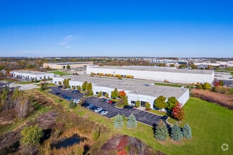 400 W Bell Ct, Oak Creek, WI - Vue aérienne vue de carte - Image1