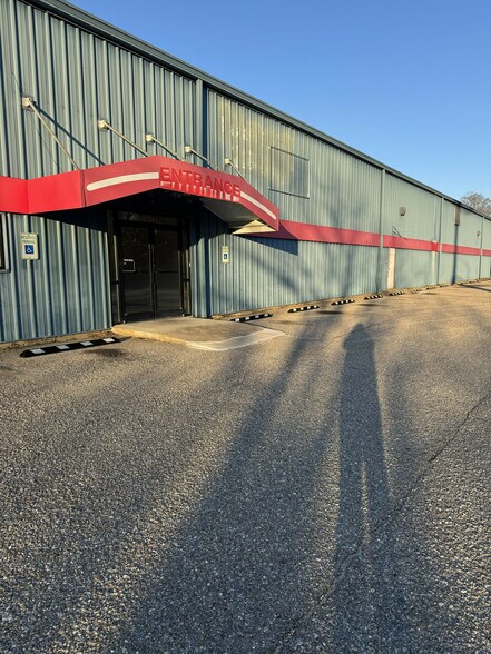 720 W. South Blvd, Montgomery, AL à vendre - Photo de l’immeuble – Image 2 sur 24