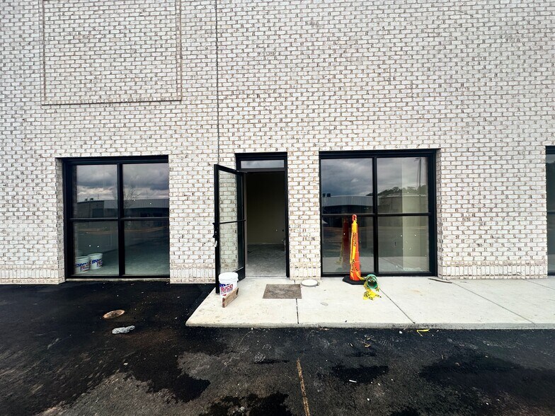 4875 Warehouse Way, Cumming, GA à louer - Photo de l’immeuble – Image 3 sur 9