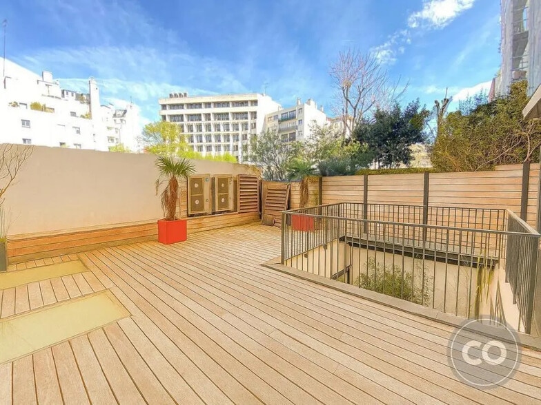 Bureau dans Boulogne-Billancourt à louer - Photo de l’immeuble – Image 2 sur 6