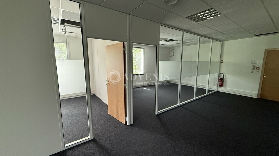Bureau dans Montévrain à louer - Photo intérieure – Image 2 sur 12