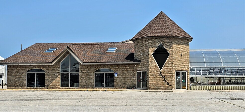 1717 S Euclid Ave, Bay City, MI à vendre - Photo de l’immeuble – Image 1 sur 29