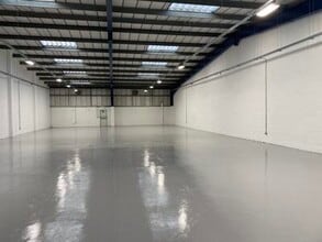 Liver Industrial Estate, Long Ln, Liverpool à louer Photo intérieure– Image 2 sur 5