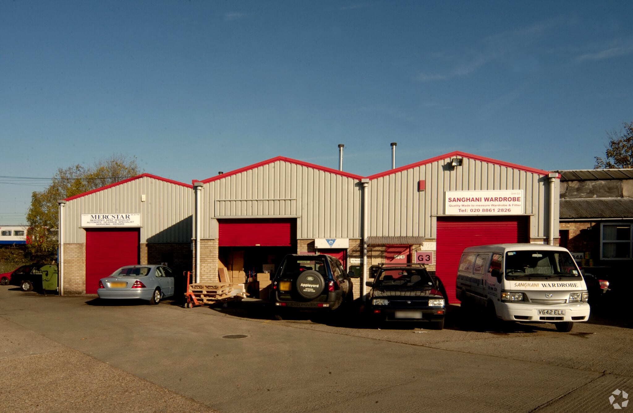 Rosslyn Crescent, Harrow à louer Photo principale– Image 1 sur 5