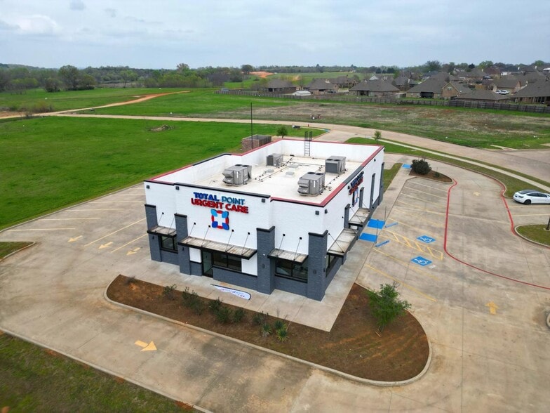 613 S Doctor M Roper Pky, Bullard, TX à vendre - Photo de l’immeuble – Image 3 sur 5