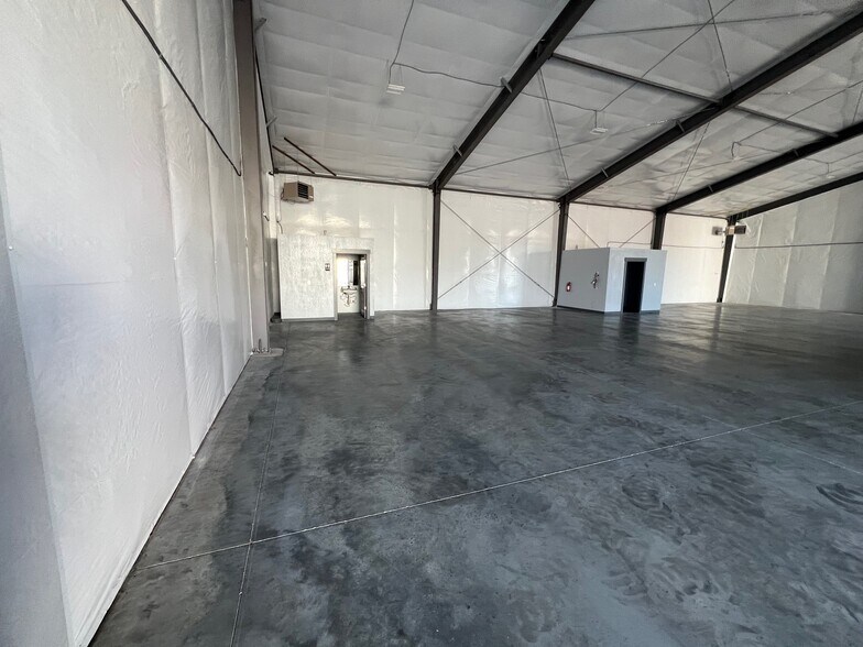 215 Hannibal Street, Caldwell, ID à vendre - Photo de l’immeuble – Image 3 sur 8