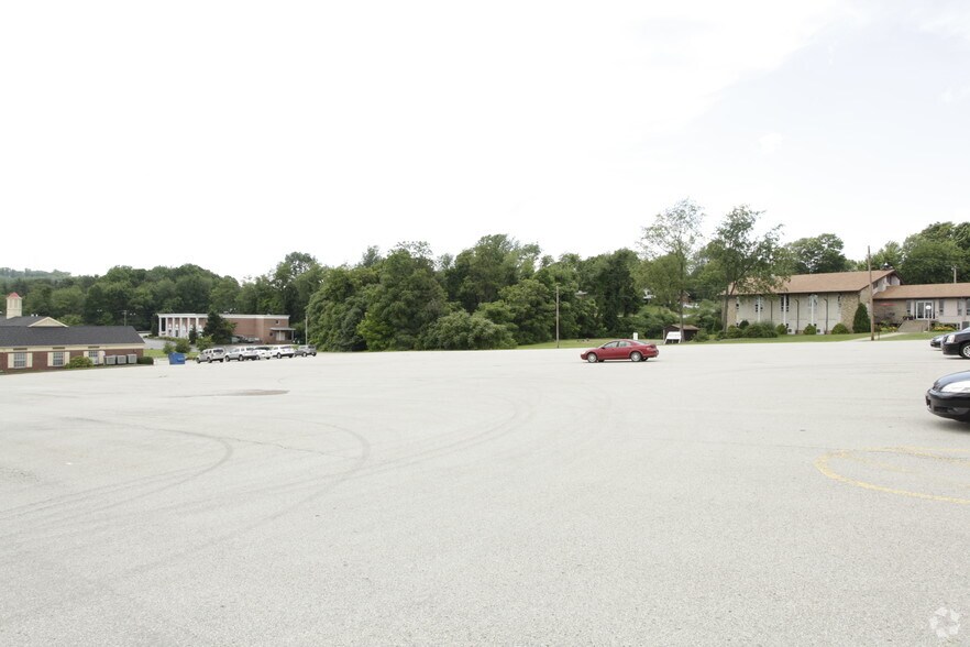 218 Frye Farm Rd, Greensburg, PA à vendre - Photo de l’immeuble – Image 3 sur 4