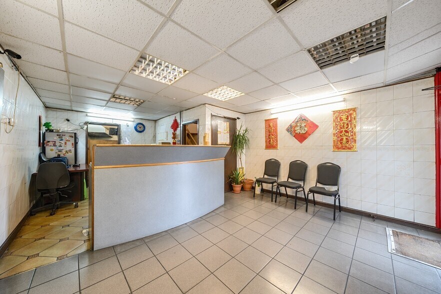 217 Camberwell New Rd, Londres à vendre - Photo intérieure – Image 2 sur 4