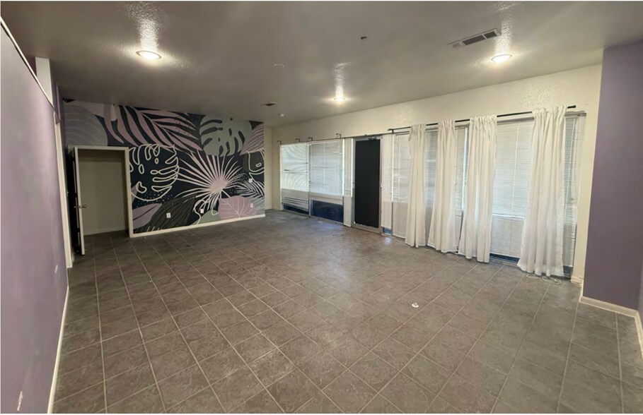 8701 W Parmer Ln, Austin, TX à louer - Photo de l’immeuble – Image 3 sur 11