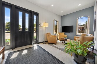 1707 E Beltline Rd, Coppell, TX à louer Photo intérieure– Image 2 sur 22