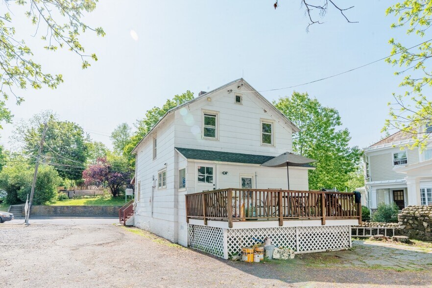 17 S Chestnut St, New Paltz, NY à vendre - Photo de l’immeuble – Image 3 sur 18