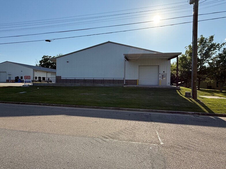 3000 Wyndham Industrial Dr, Opelika, AL à louer - Photo de l’immeuble – Image 2 sur 12