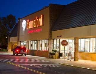 Plus de détails pour 19 Clifton Country Rd, Clifton Park, NY - Local commercial à louer