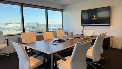 400 Continental Blvd, El Segundo, CA à louer Photo intérieure– Image 2 sur 14