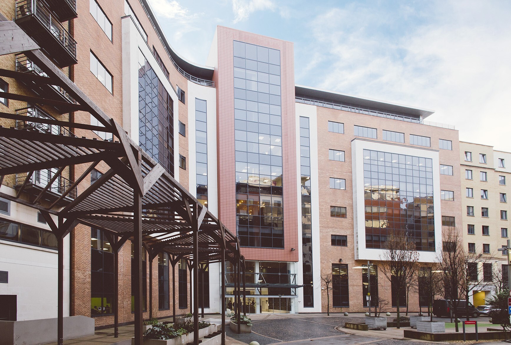 2 St James Gate, Newcastle Upon Tyne à louer Photo de l’immeuble– Image 1 sur 27