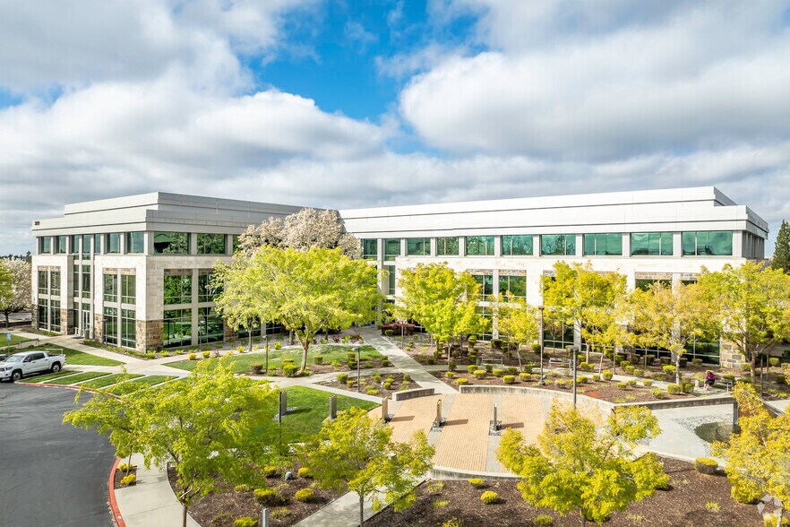 3721 Douglas Blvd, Roseville, CA à louer - Photo de l’immeuble – Image 1 sur 6