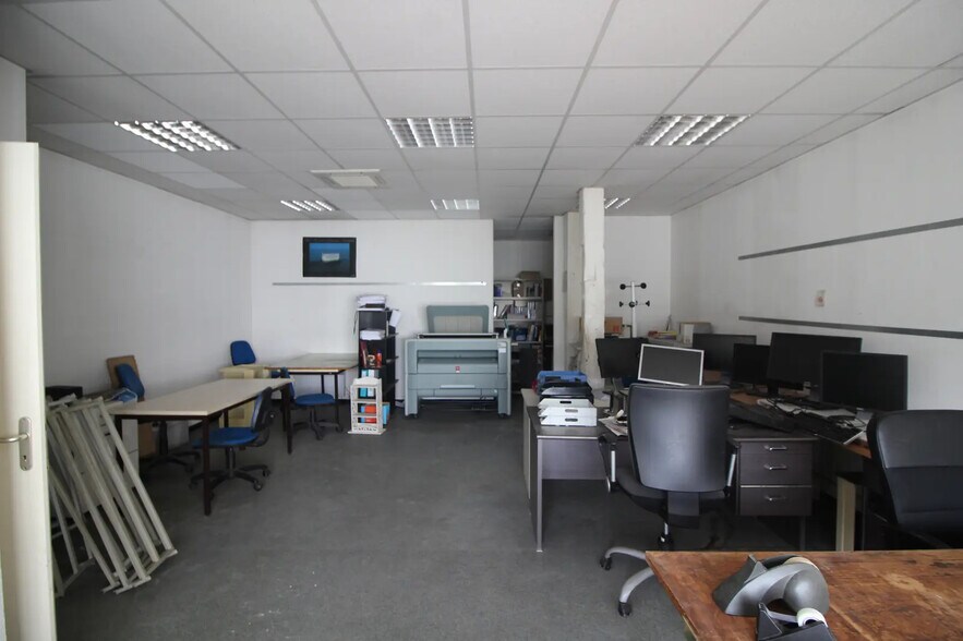Bureau dans Bordeaux à louer - Photo de l’immeuble – Image 3 sur 5