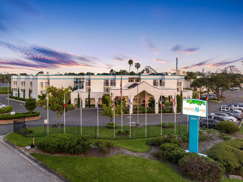 3001 University Center Dr, Tampa, FL à vendre - Photo de l’immeuble – Image 2 sur 12