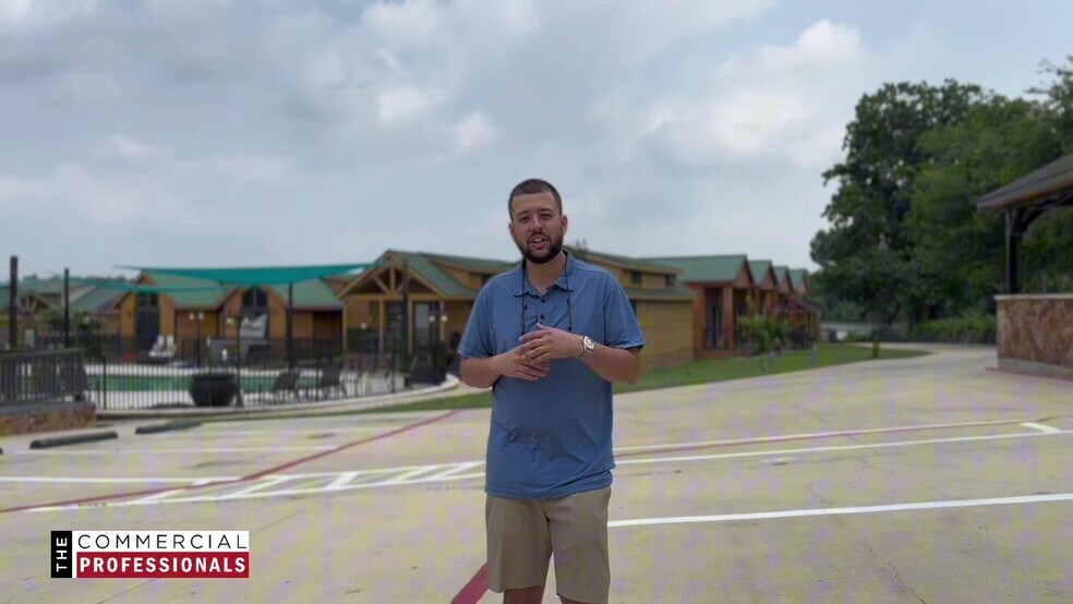 13260 E FM 1097 Rd W, Willis, TX à louer - Vidéo sur l’annonce professionnelle – Image 1 sur 1