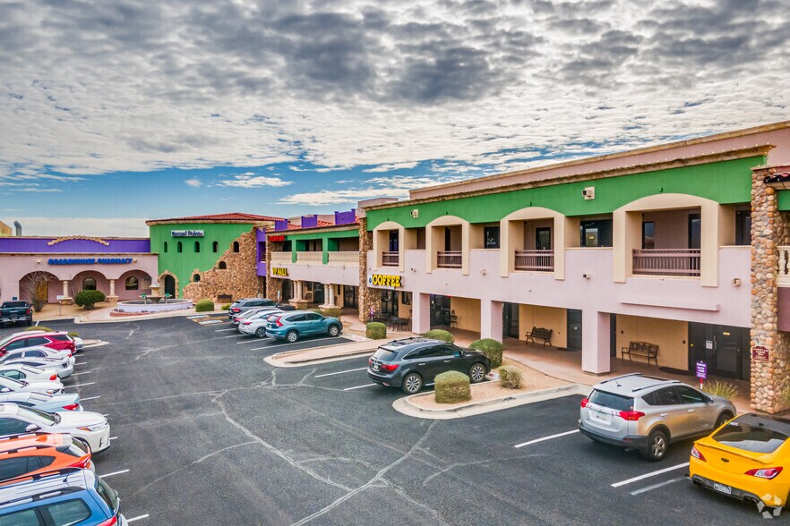 711 E carefree Hwy, Phoenix, AZ à louer - Photo de l’immeuble – Image 2 sur 155