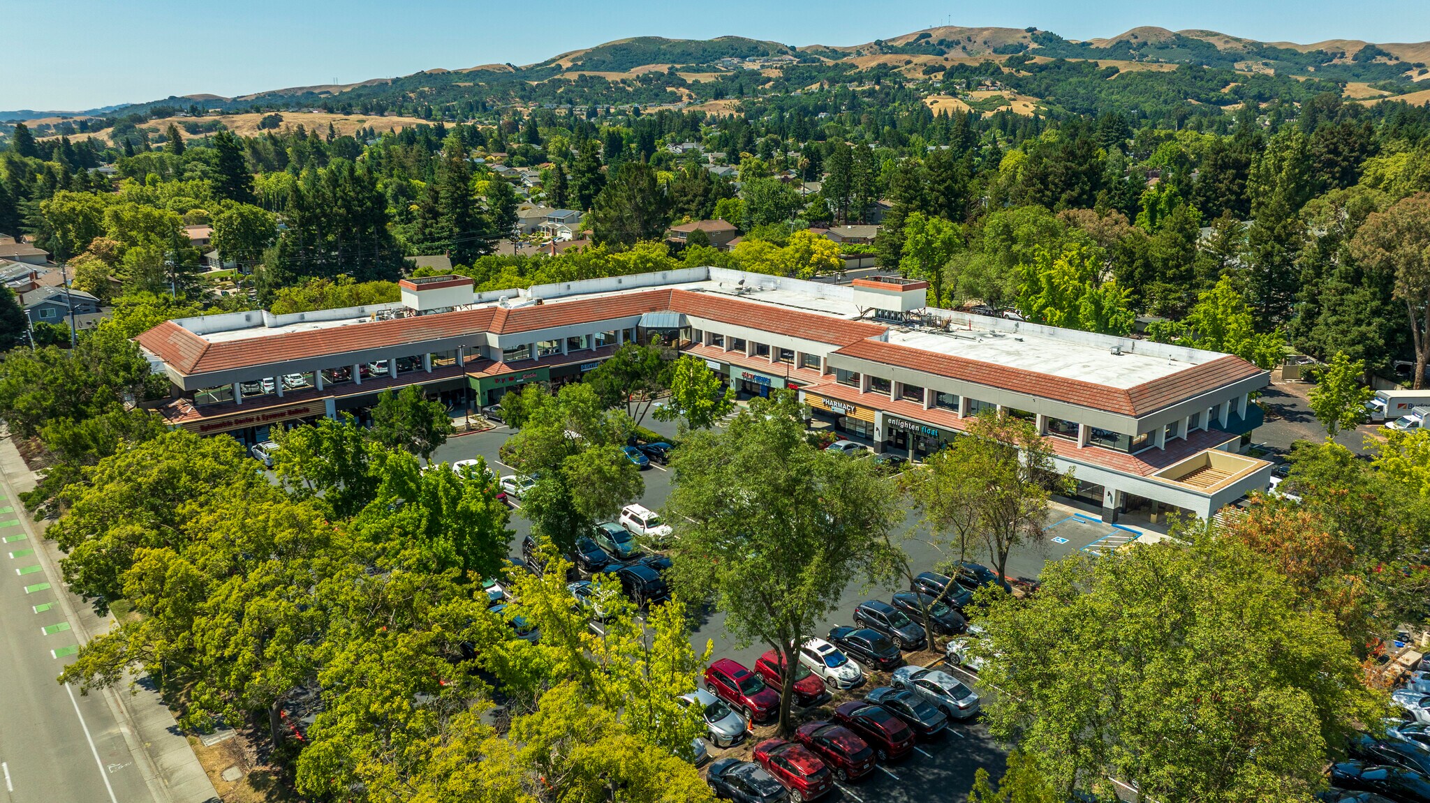 2551 San Ramon Valley Blvd, San Ramon, CA à louer Photo de l’immeuble– Image 1 sur 5