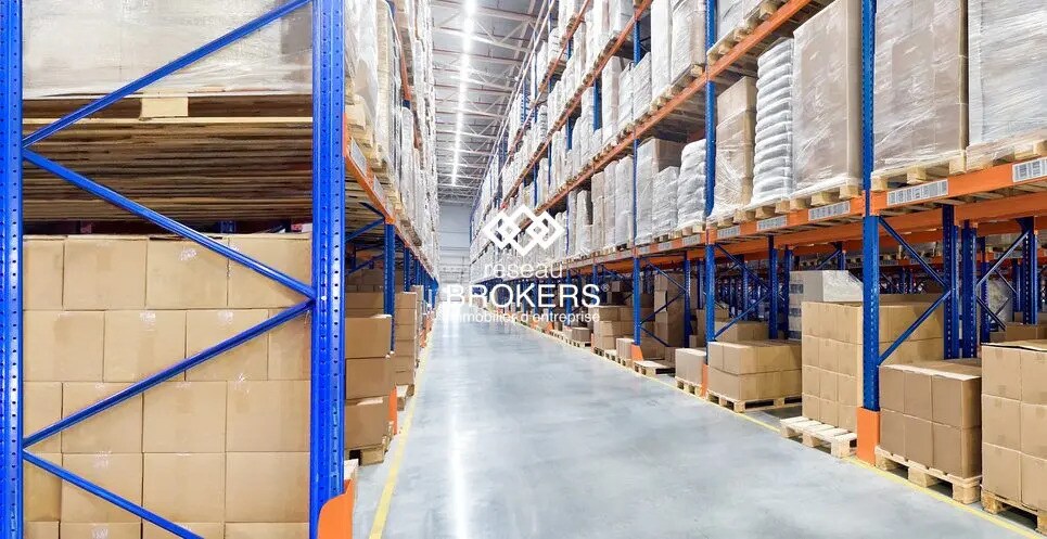 Industriel/Logistique dans Clermont-Ferrand à vendre - Photo intérieure – Image 2 sur 2